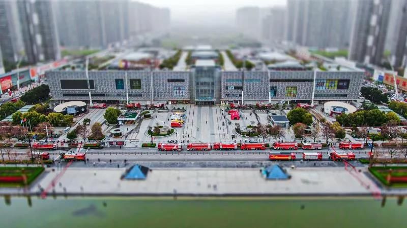 双鹰展翅 | ag九游会登陆j9入口装备参加全省大型商业综合体应急救援联动实战演练